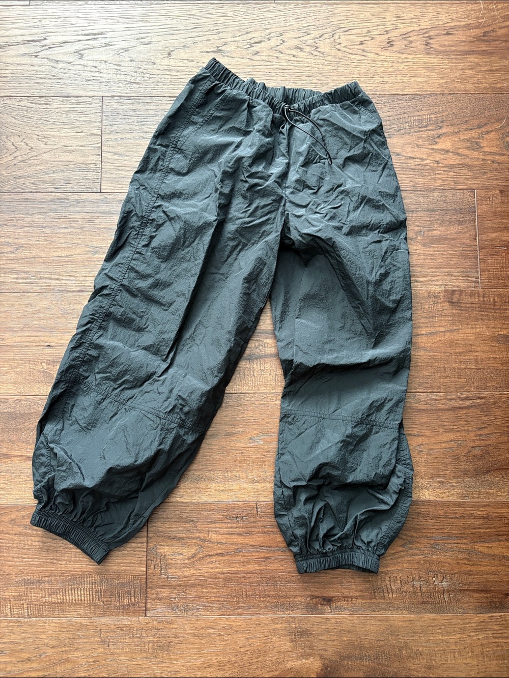 Women’s Black Elastic Waist Quick Dry Jogger Pants